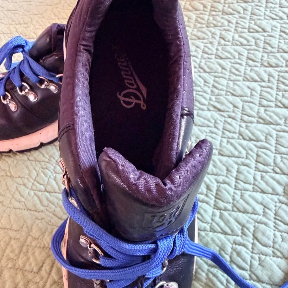 Danner Black Leather Boots with Blue Laces - Picture 4 of 6